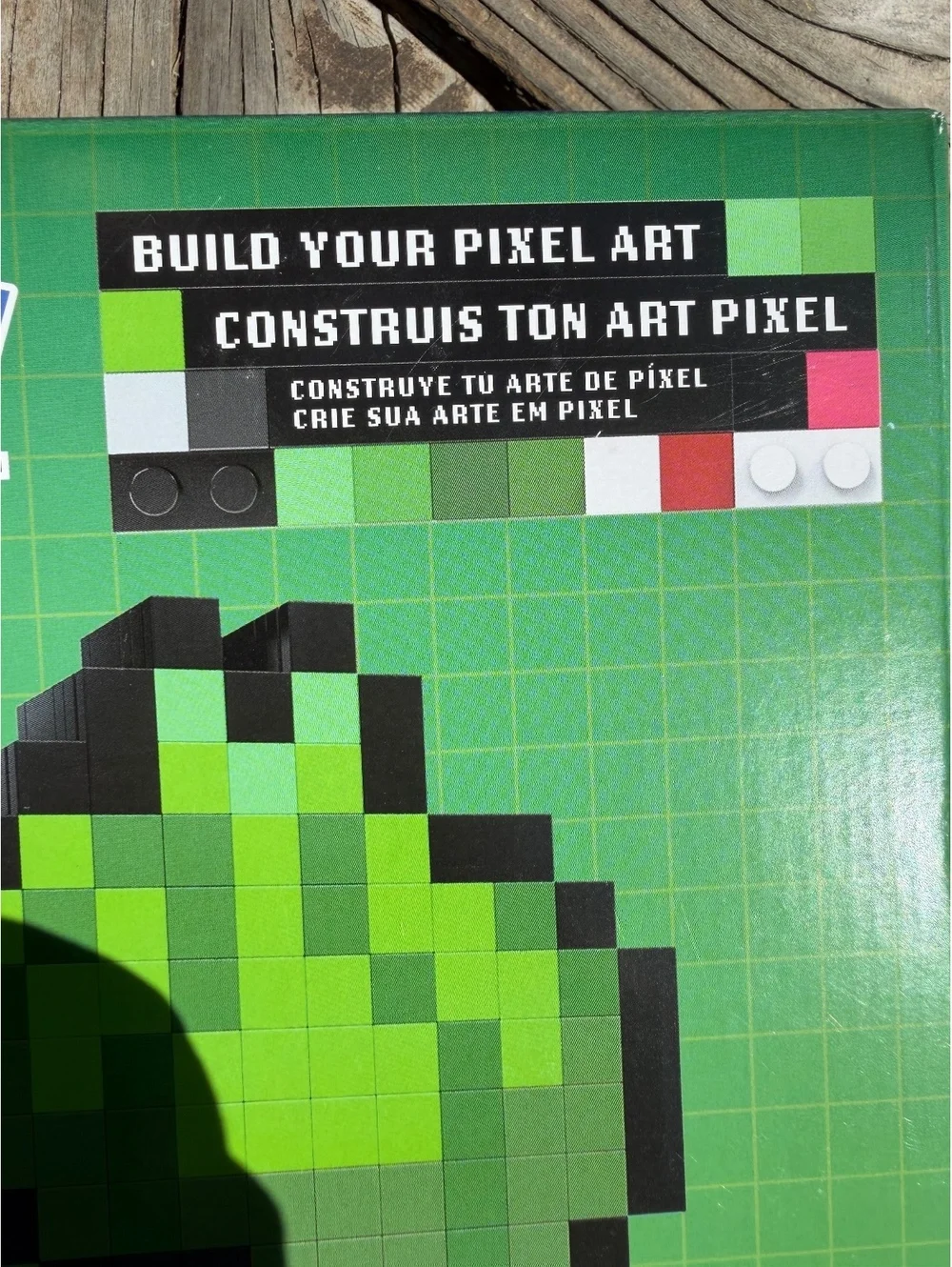 Mega Pokémon Bulbasaur Pixel Art Building Set - 374 Pieces, Ages 13+